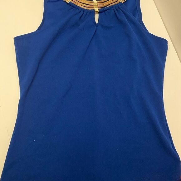 ❄️Fashion Magazine  women’s top Size: large - Picture 6 of 6